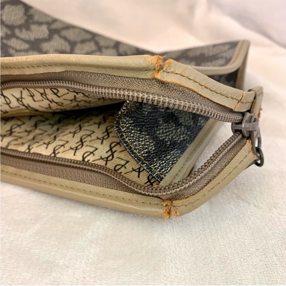 Vintage YSL Yves Saint Laurent Giraffe Print Leather Clutch Pouch - Picture 15 of 16